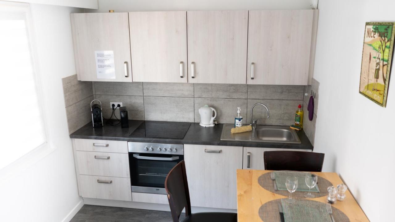 Mama With Aircon Including Parking 2 Cars Apartment Colmar Exterior foto