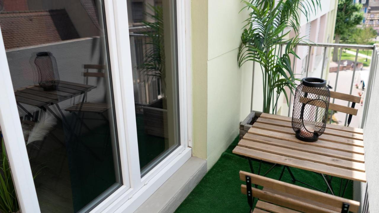 Mama With Aircon Including Parking 2 Cars Apartment Colmar Exterior foto