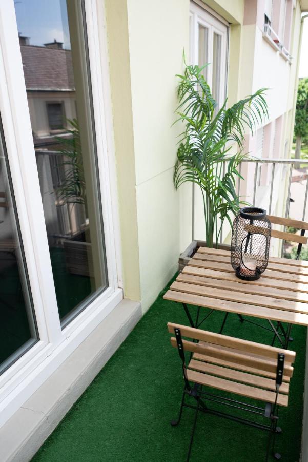 Mama With Aircon Including Parking 2 Cars Apartment Colmar Exterior foto